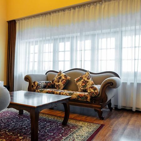 Park Hotel Kokshetau Щучинск Экстерьер фото