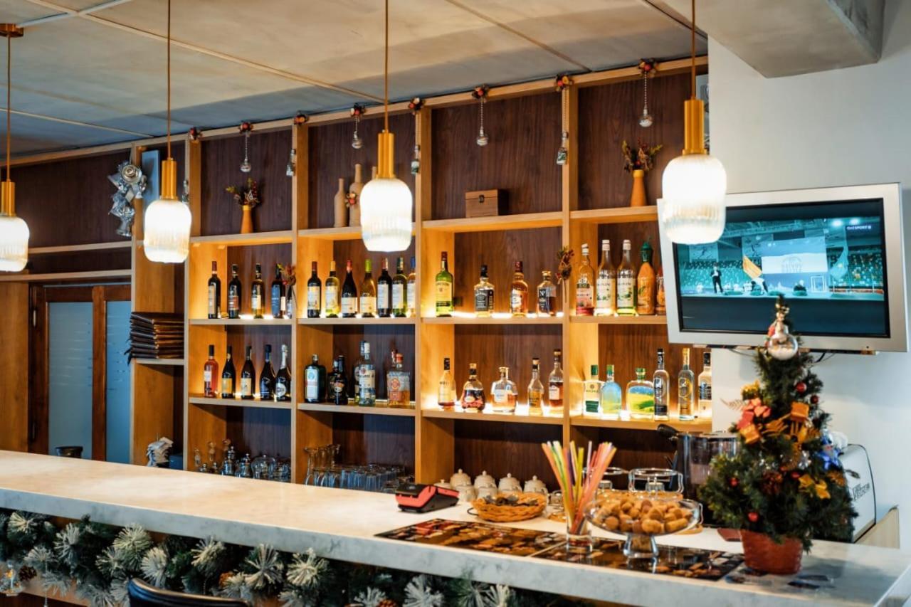 Park Hotel Kokshetau Щучинск Экстерьер фото